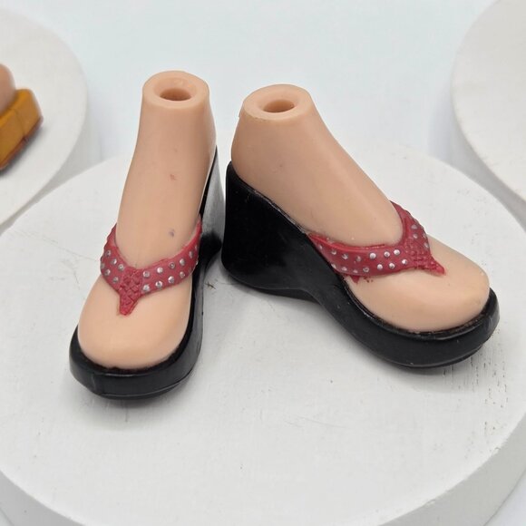 Bratz Doll Shoe Set: Style It Jade Red Meygan Navy Brown Cloe Orange Chunky Heel - Picture 2 of 5